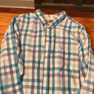 Men’s plaid shirt